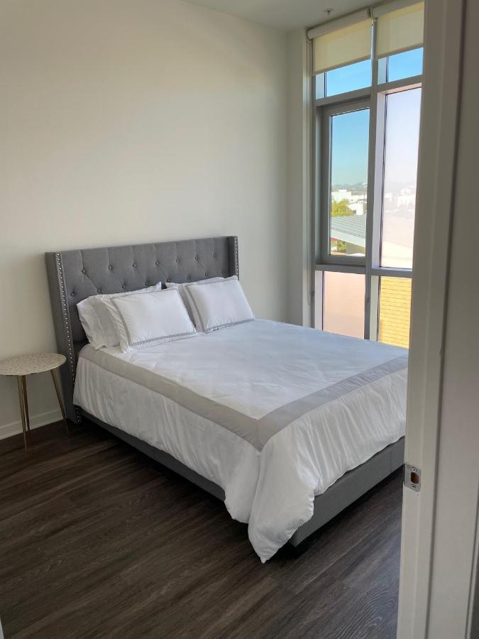 Las Palmas - Modern, Stylish, Spacious, Secure & Tranquil Condo With 2 Master Suite Bedrooms - Wlk To Sm Pier Los Angeles Esterno foto